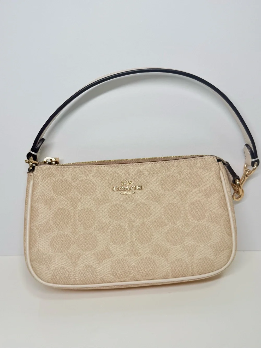 Coach gold chalk